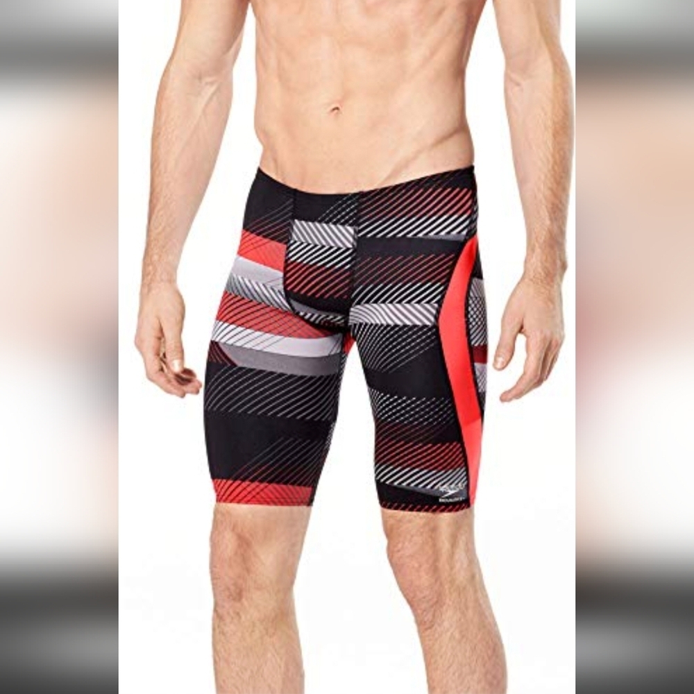 Speedo's Endurance + plaid Storm Jammer Red & black plaid Size 30 NWOT